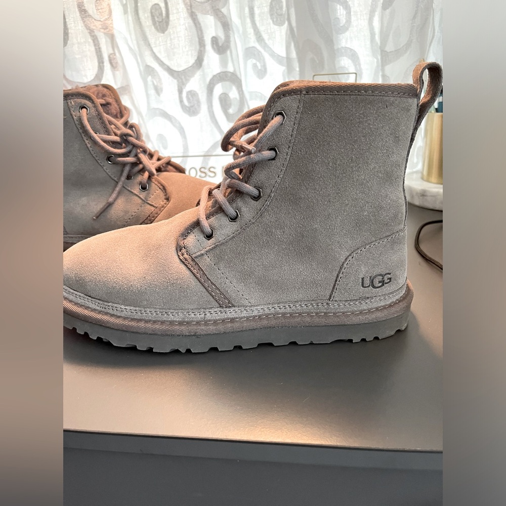 UGG ankle boot, size 7